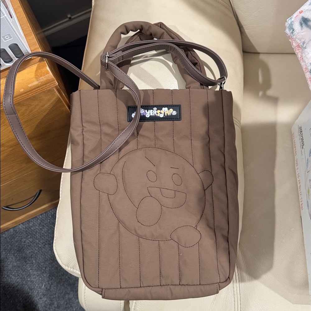 Universtar BT21 Shooky Quilted Tote Bag